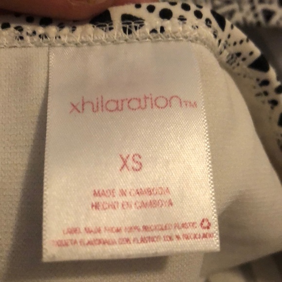 Black and White swimsuit - Picture 5 of 5